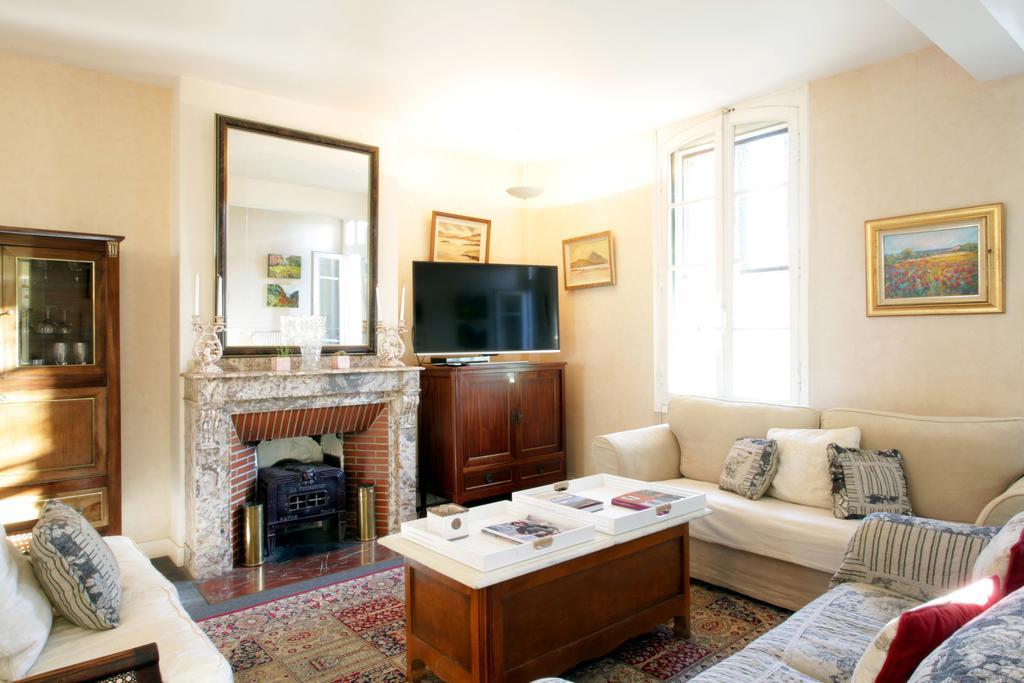 Maison De Maitre A Bram # Jacuzzi Экстерьер фото